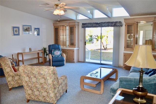 8476 IMPERIAL CIRCLE, Palmetto, FL 34221