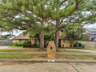 2010 Saddleback Boulevard, Norman, OK 73072