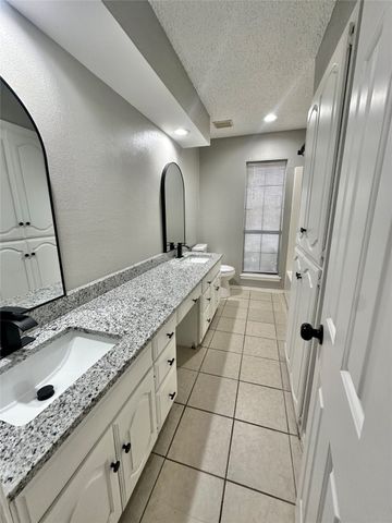 212 W Oaks Circle, Sulphur Springs, TX 75482