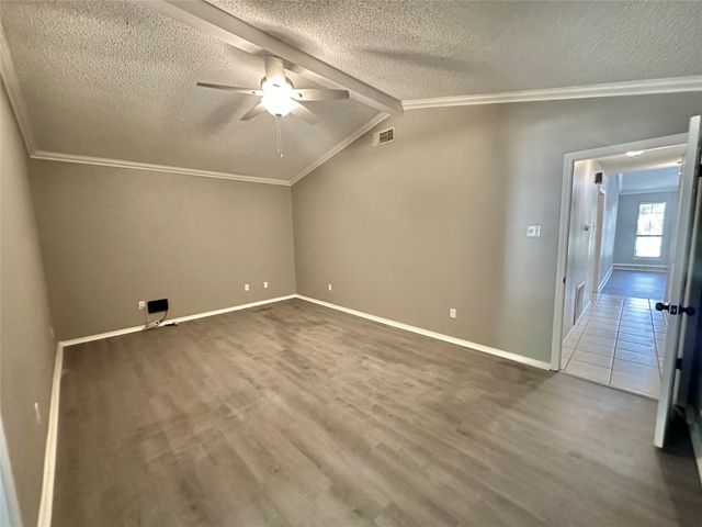 212 W Oaks Circle, Sulphur Springs, TX 75482