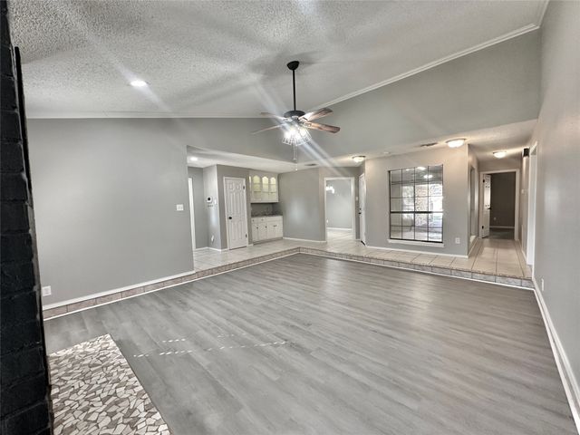 212 W Oaks Circle, Sulphur Springs, TX 75482