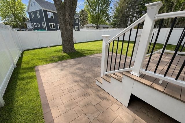 35 Neillian Way 35A, Bedford, MA 01730