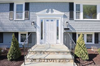 17 Hillside Dr, Cohasset, MA 02025