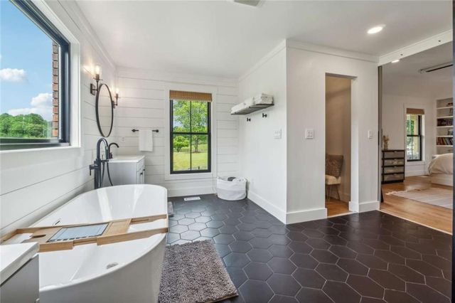 6540 Grindle Road, Gainesville, GA 30506