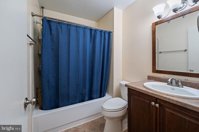 2188 ESBENSHADE RD, York, PA 17408