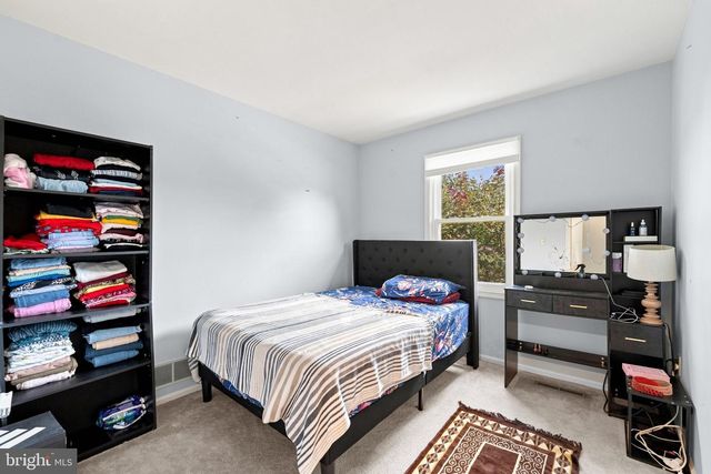 2188 ESBENSHADE RD, York, PA 17408