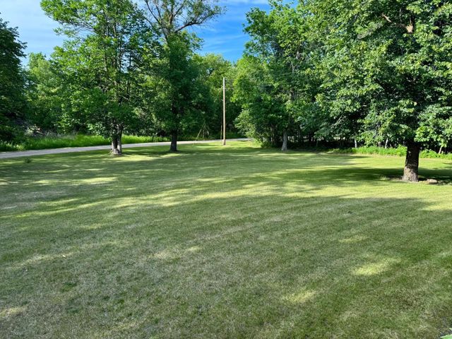 14158 185th Avenue NE, Smiley Twp, MN 56701