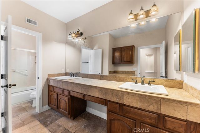 42362 Round Hill, Lancaster, CA 93536