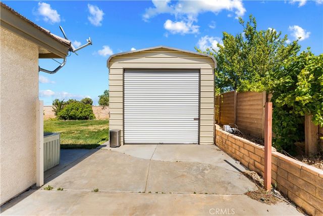 42362 Round Hill, Lancaster, CA 93536