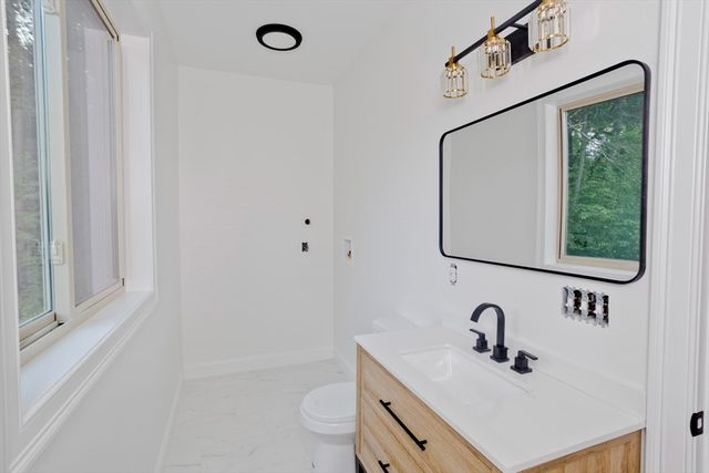55 Foster Rd, Southwick, MA 01077