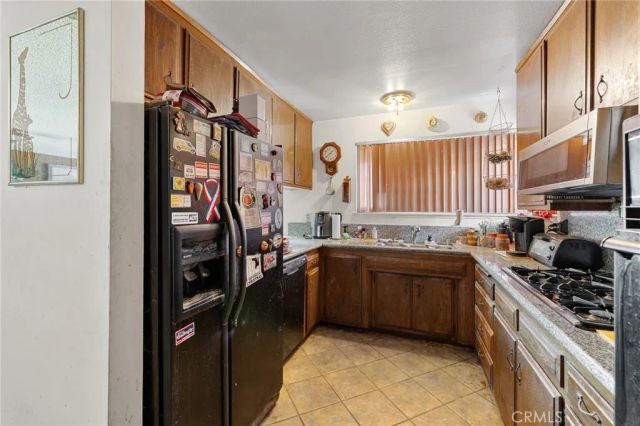 2219 Goldsmith Avenue, Thousand Oaks, CA 91360