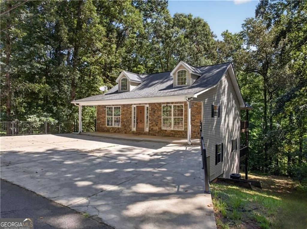 825 Rue Fluer De Lis, Lavonia, GA 30553 — photo 2