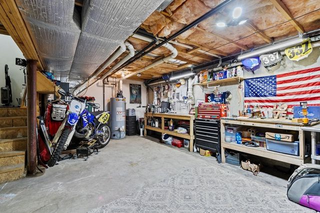 38 Hawley Ave, Plymouth, MA 02360