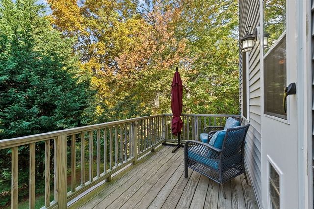 38 Hawley Ave, Plymouth, MA 02360