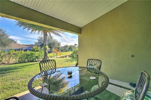 215 Briarcliff Circle, Sebastian, FL 32958