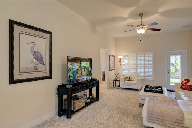 215 Briarcliff Circle, Sebastian, FL 32958