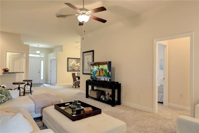 215 Briarcliff Circle, Sebastian, FL 32958