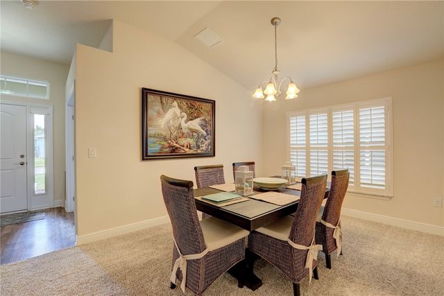 215 Briarcliff Circle, Sebastian, FL 32958