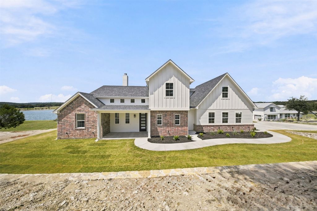 980 Anglers Point, Bluff Dale, TX 76433
