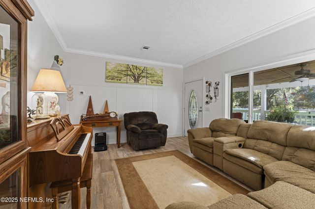 1463 BARDIN Road, Palatka, FL 32177