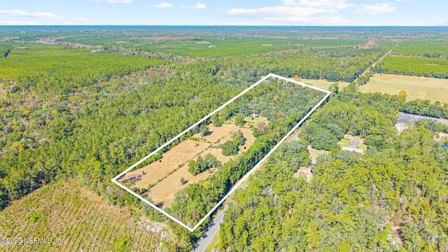 1463 BARDIN Road, Palatka, FL 32177