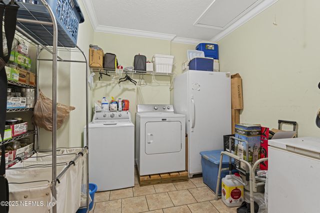 1463 BARDIN Road, Palatka, FL 32177