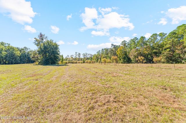 1463 BARDIN Road, Palatka, FL 32177