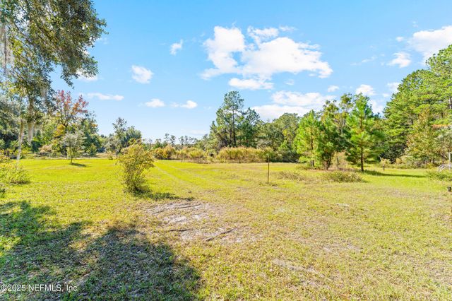1463 BARDIN Road, Palatka, FL 32177