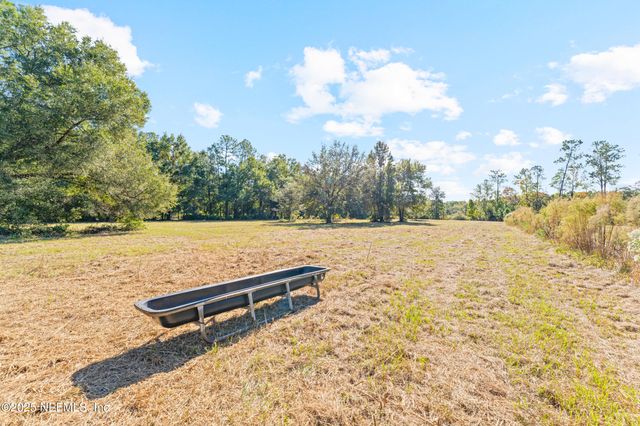 1463 BARDIN Road, Palatka, FL 32177