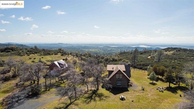 16101 Moccasin Ranch, La Grange, CA 95311