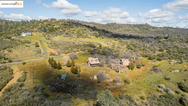 16101 Moccasin Ranch, La Grange, CA 95311