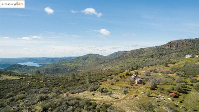 16101 Moccasin Ranch, La Grange, CA 95311