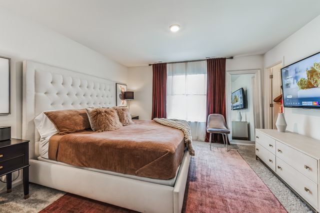 605 Brook Court, Oswego, IL 60543