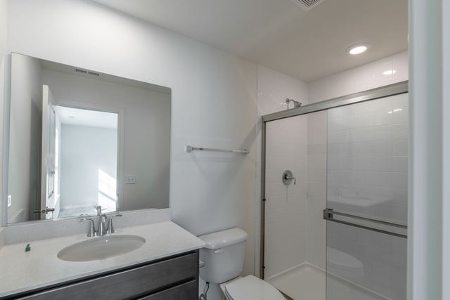 605 Brook Court, Oswego, IL 60543