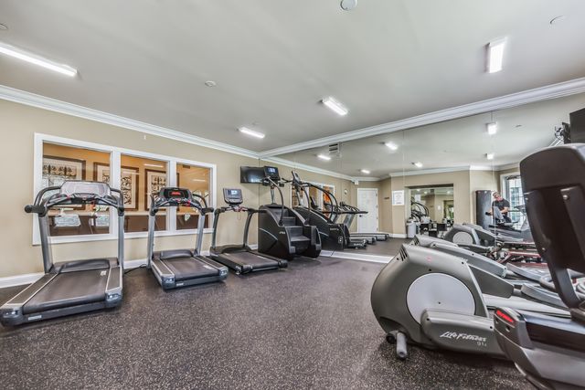 605 Brook Court, Oswego, IL 60543