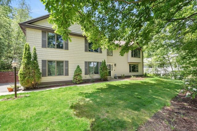 25 Dexter Rd, Melrose, MA 02176