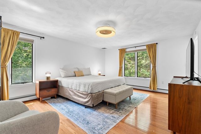 25 Dexter Rd, Melrose, MA 02176
