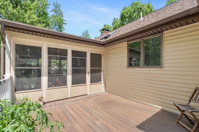 25 Dexter Rd, Melrose, MA 02176