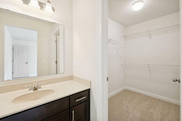 5270 Jewel Lane N, Plymouth, MN 55446
