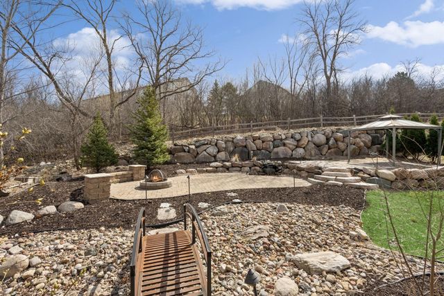 5270 Jewel Lane N, Plymouth, MN 55446