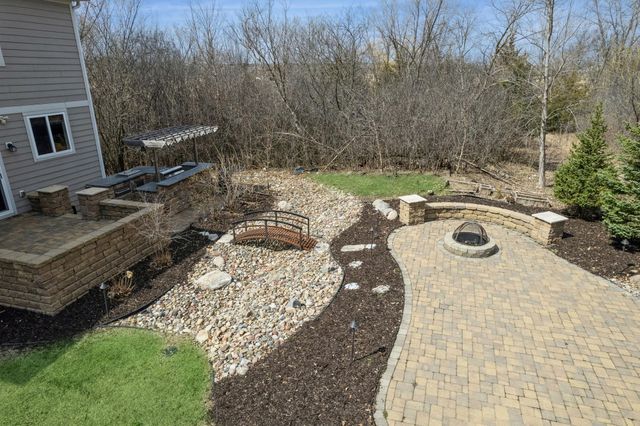 5270 Jewel Lane N, Plymouth, MN 55446