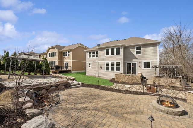 5270 Jewel Lane N, Plymouth, MN 55446
