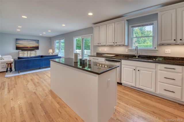 39595 Main Road, Orient, NY 11957
