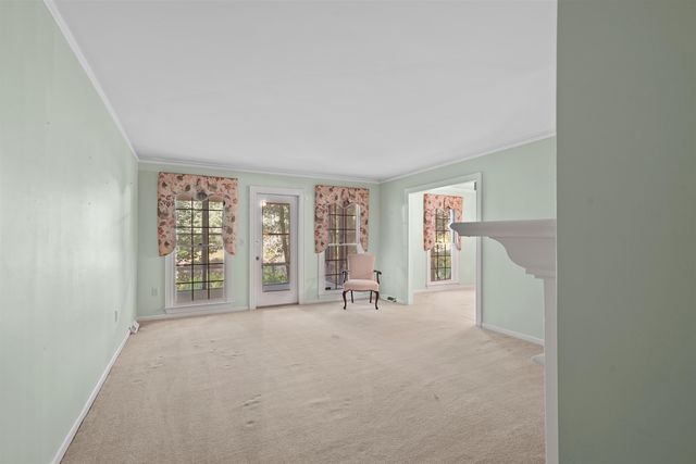 21 Forest Oaks Way, Spartanburg, SC 29307