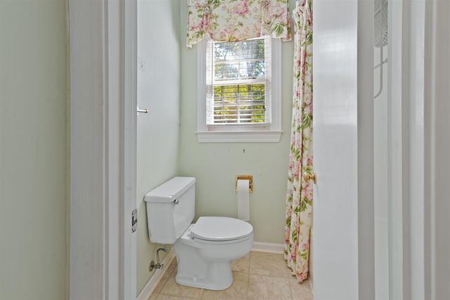 21 Forest Oaks Way, Spartanburg, SC 29307