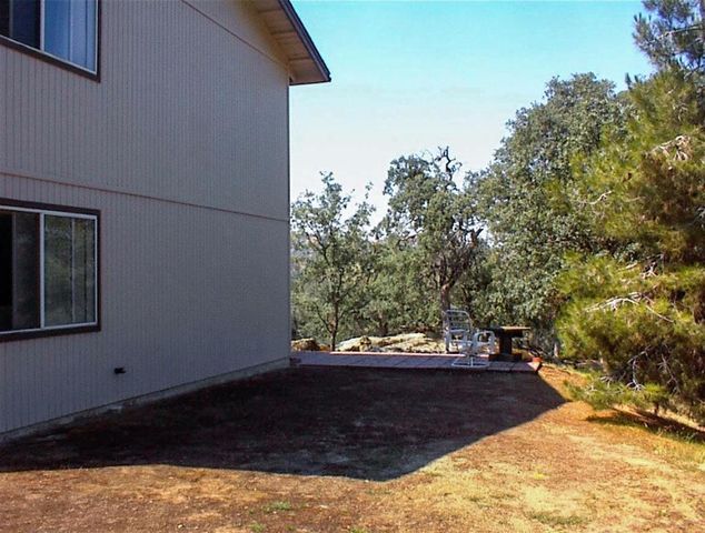 32860 George Smith Road, Yokuts Valley, CA 93675