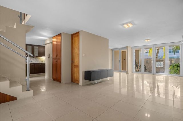 T-3 PRINCESA ANA, Guaynabo, PR 00969