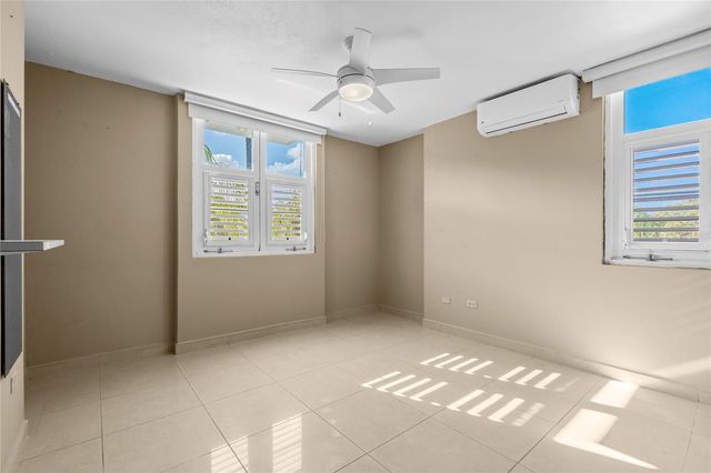 T-3 PRINCESA ANA, Guaynabo, PR 00969