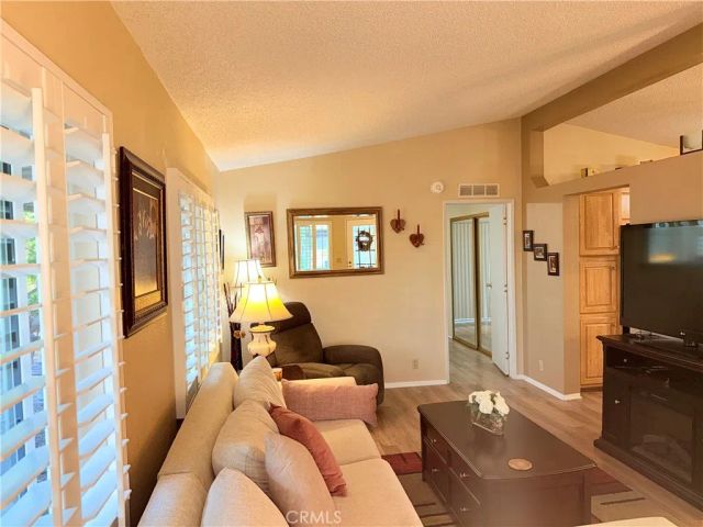 31130 S General Kearny 153, Temecula, CA 92591