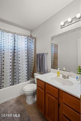 695 Teichelkamp Drive, Horizon City, TX 79928